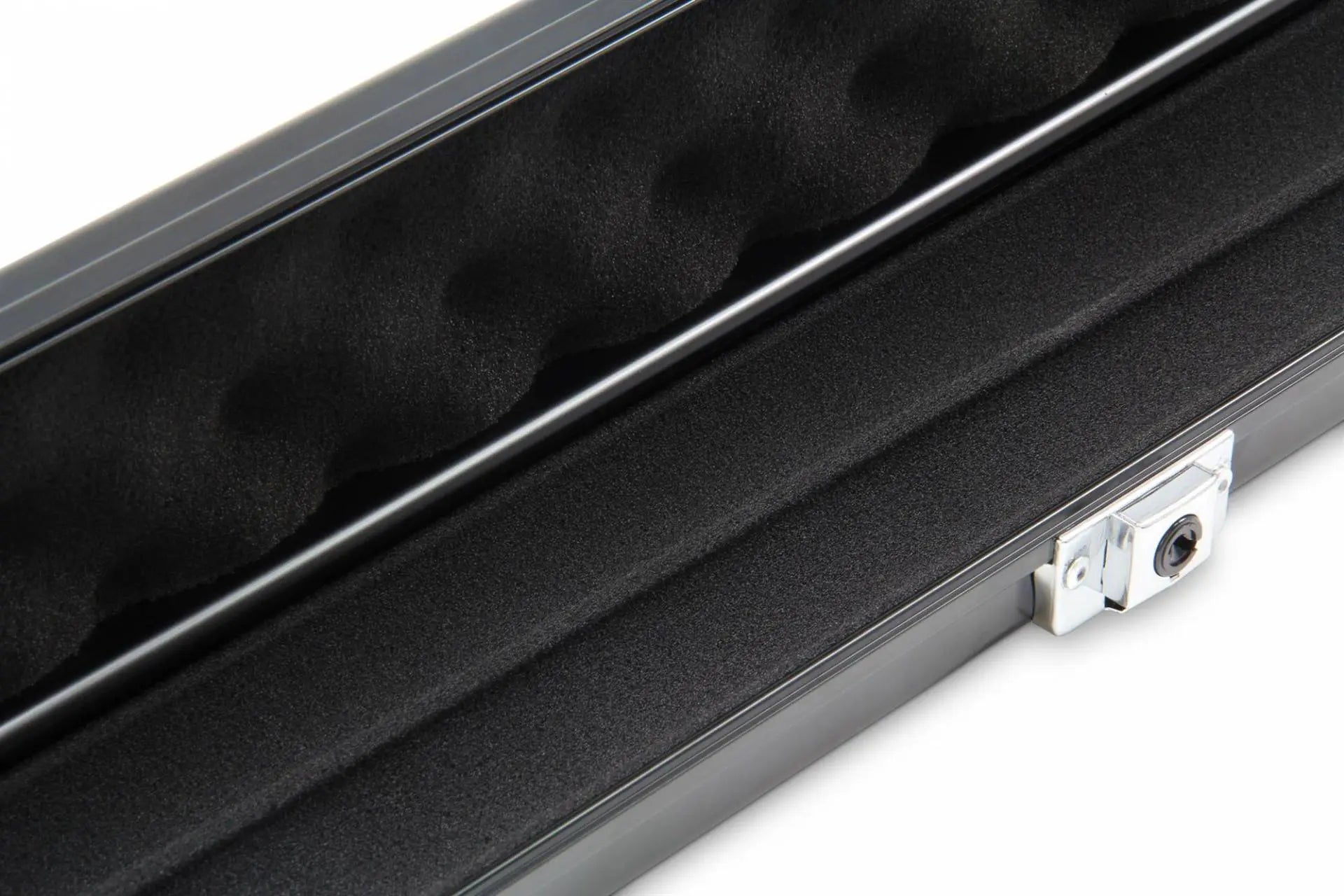 1-piece-aluminium-black-cue-case-4