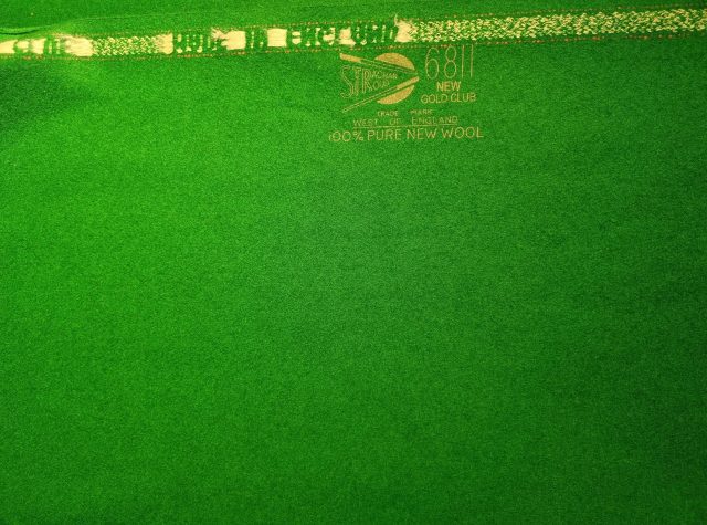 STRACHAN 6811 GOLD CLUB CLOTH